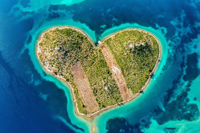 Aerial,View,Of,The,Heart,Shaped,Galesnjak,Island,On,The